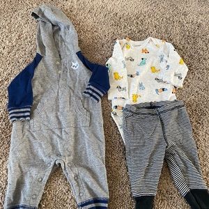 Like New 3 month Carter’s outfits